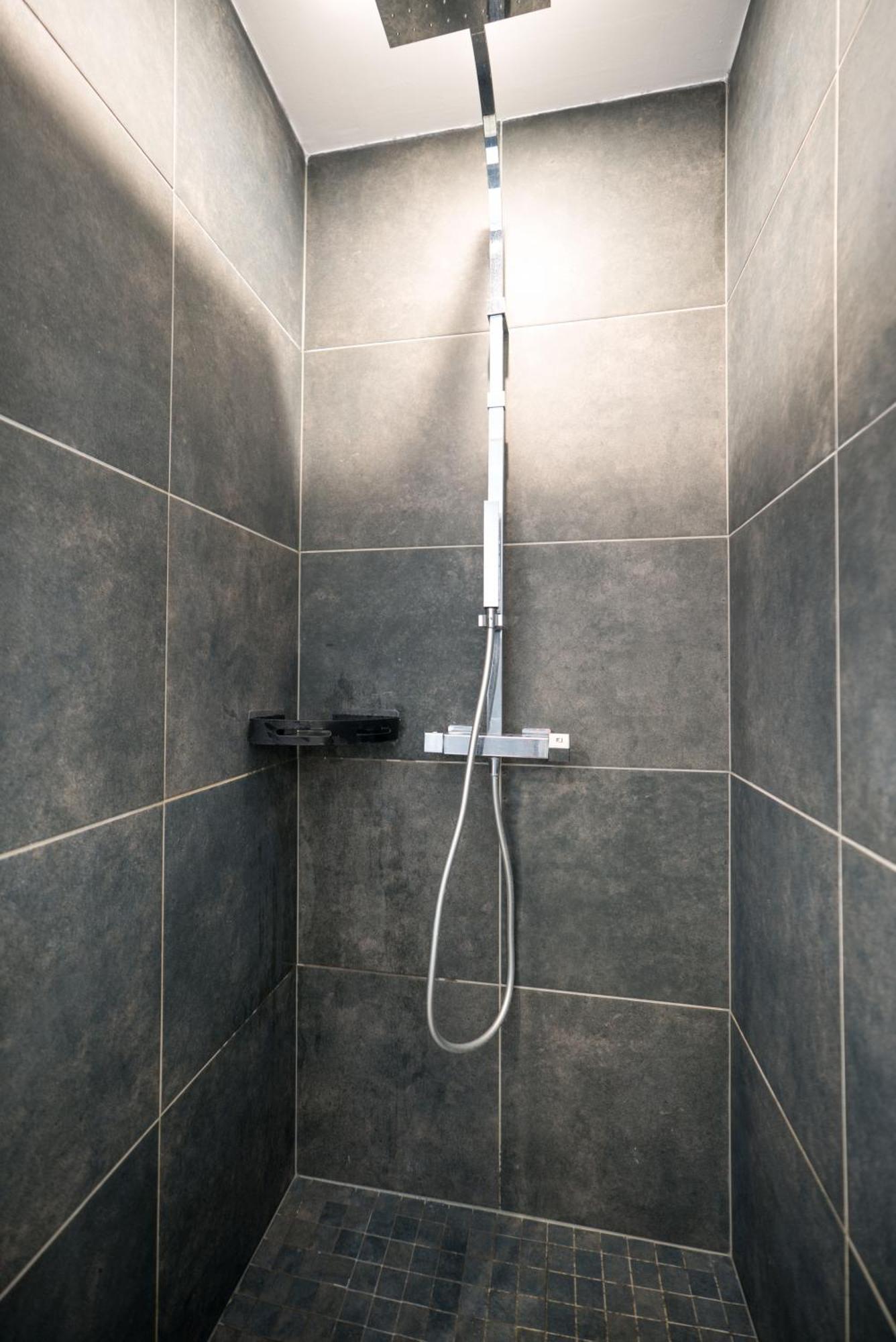 Maison T4 Climatisee Avec Jacuzzi A Lagord Exteriér fotografie